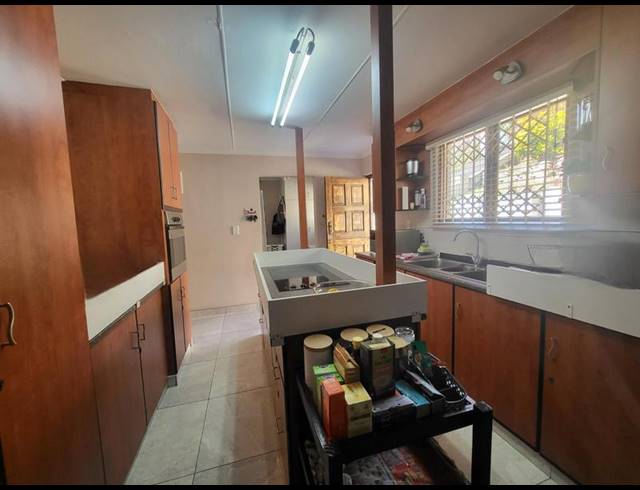 4 BEDROOM HOUSE FOR SALE IN PARKGATE